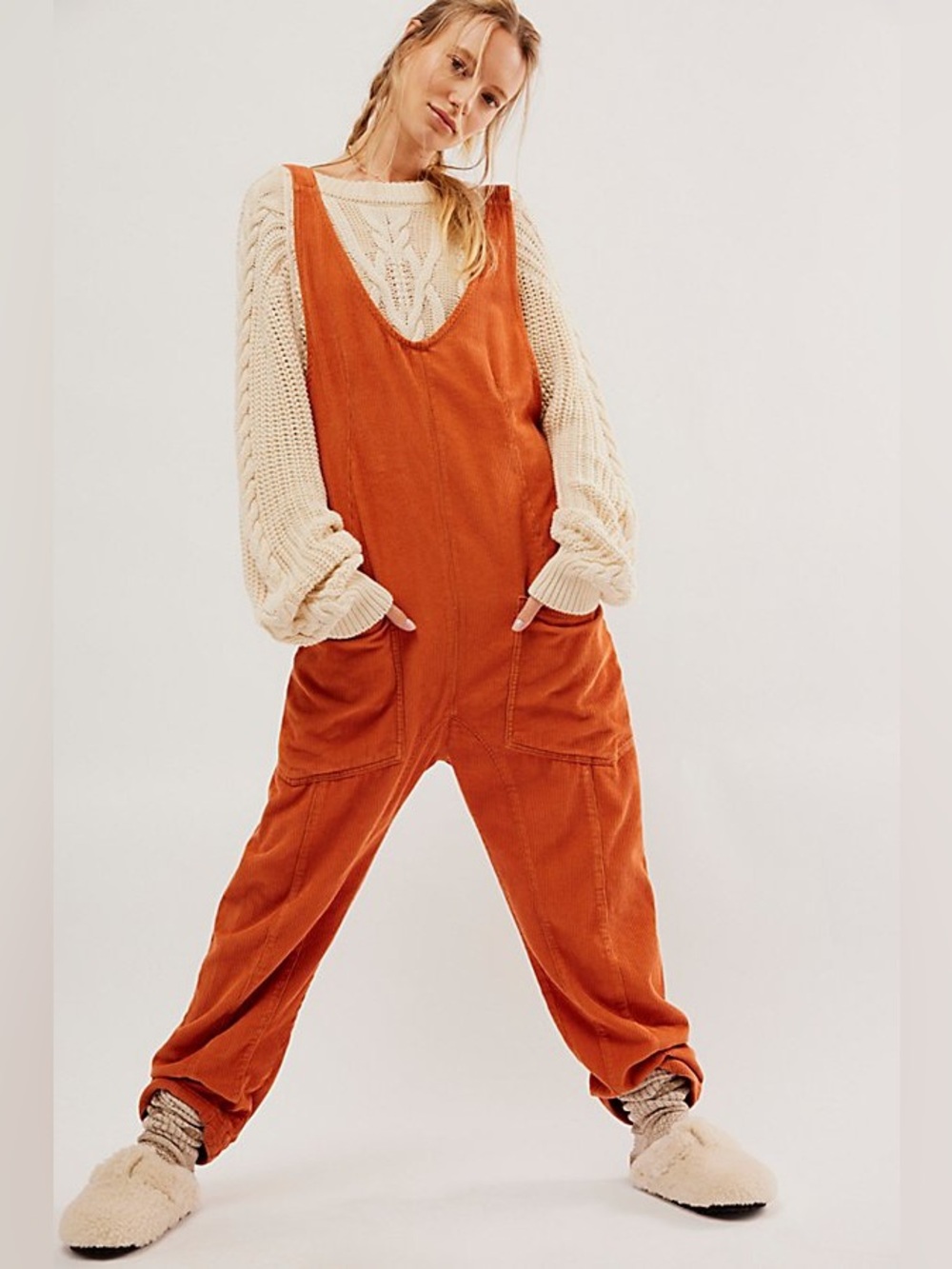 FREE PEOPLE We The Free Burnt Orange High Roller Cord Jumpsuit Size Medium
$128R